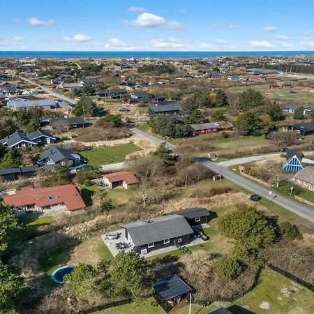 Gillis - 900m From The Sea In Western Jutland By Interhome *