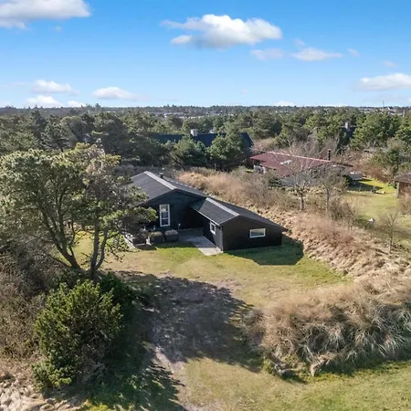 Casa de Férias Gillis - 900m From The Sea In Western Jutland By Interhome